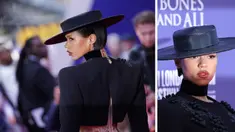 Foto kolase Taylor Russell saat menghadiri pemutaran perdana film 'Bones and All' dalam Festival Film London BFI 2022 di London, Sabtu, 8 Oktober 2022. (AP Photo)