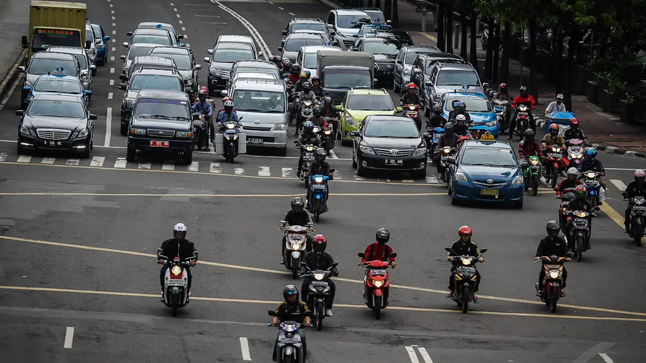 Desember, Sepeda Motor Dilarang Melintas di Bundaran HI 