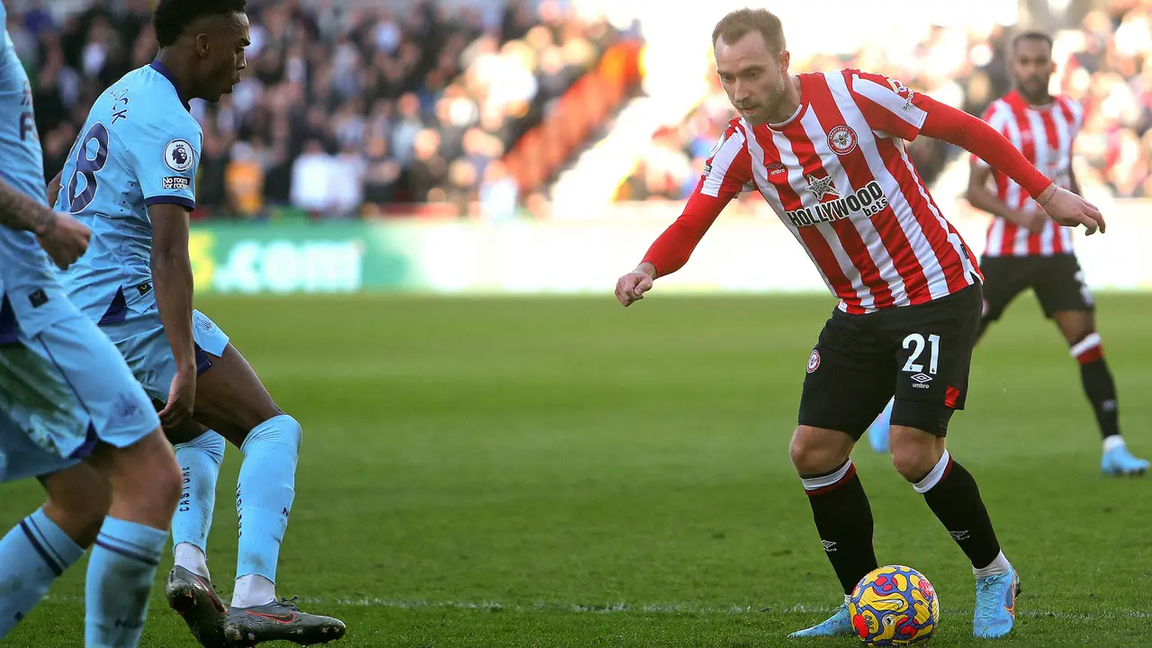 Foto: Momen Debut Christian Eriksen Kembali ke Lapangan, Brentford Dibungkam Newcastle United di Liga Inggris