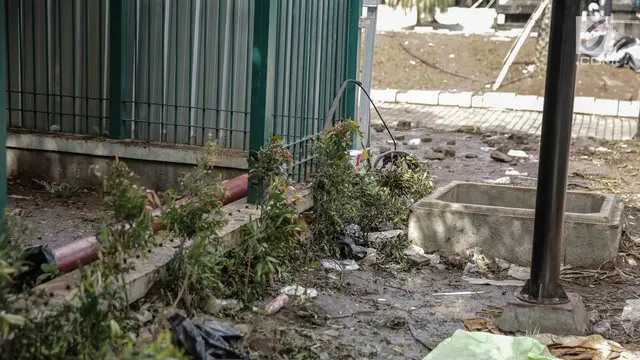 Pagar Tanaman di Stadion Utama GBK Rusak