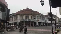 Gedung bersejarah di Jalan Braga Bandung (Liputan6.com / Huyogo Simbolon)