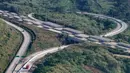 Kehadiran Jalan Tol Bocimi yang dilanjutkan ke Padalarang ditujukan untuk memecah kepadatan di Jalan Tol Cipularang. (merdeka.com/Arie Basuki)