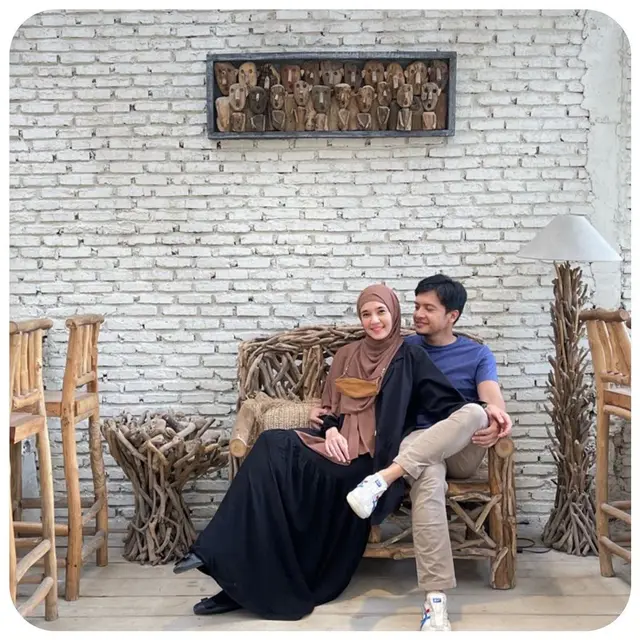 Dhini Aminarti dan Dimas Seto