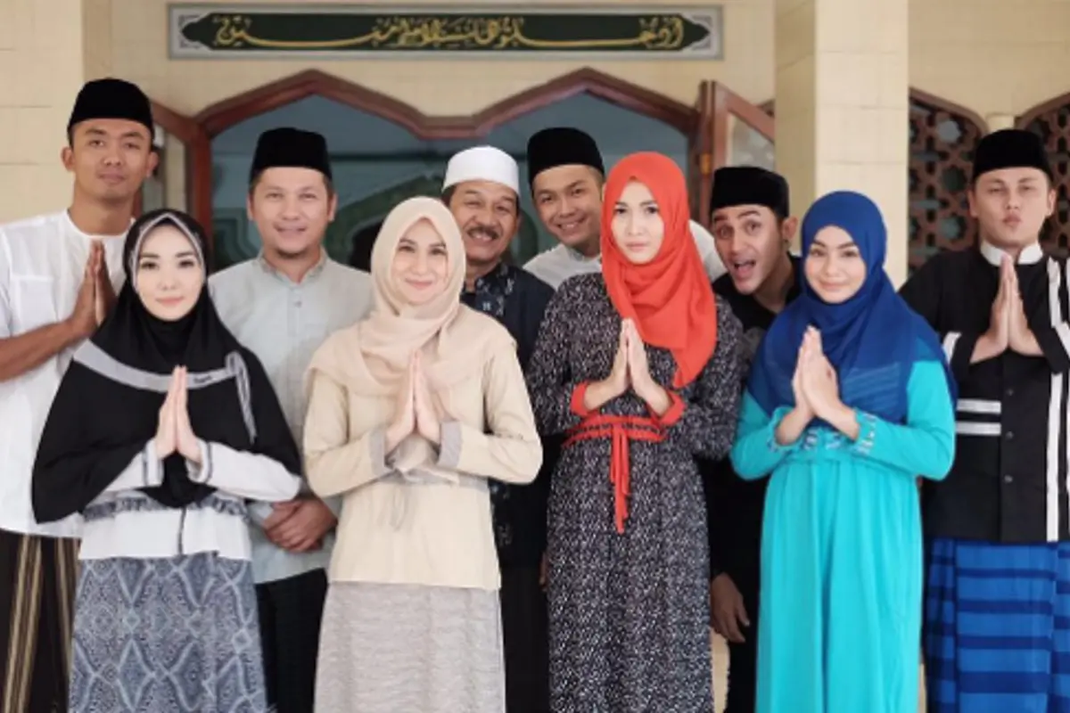 [Bintang] 3 Semprul Mengejar Surga Jilid 4