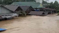 Banjir Bandang Menerjang Balangan Kalsel, Warga Terdampak Butuh Alkon, Makanan, dan Pakaian
