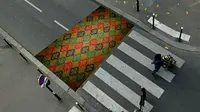 Zebra cross batik di Pekalongan (Foto: NTMC Polri)