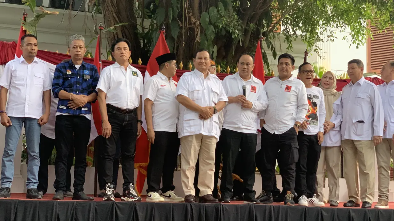 Relawan Joko Widodo alias Projo secara resmi memberikan dukungan kepada Prabowo Subianto di Pemilu 2024.
