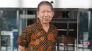 Saksi Ahli KPK Armawan usai memberikan keterangan kepada penyidik di gedung KPK, Jakarta, Jumat (11/5). Armawan dimintai keterangan untuk memperkuat KPK untuk dua tersangka Irvanto Hendra Pambudi Cahyo dan Made Oka Masagung. (Medeka.com/Dwi Narwoko)