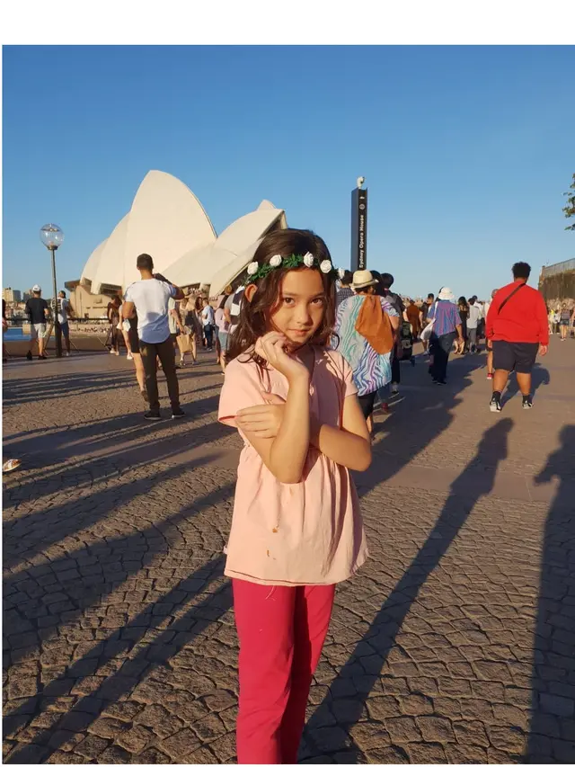 Mikhaela Lee Jowono