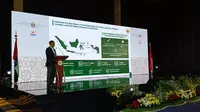 Menteri Koordinator Bidang Kemaritiman dan Investasi, Luhut Binsar Pandjaitan dalam acara UAE-Indonesia Business Forum 2023, Jakarta, Kamis (21/9/2023). (Ayu/Merdeka.com)