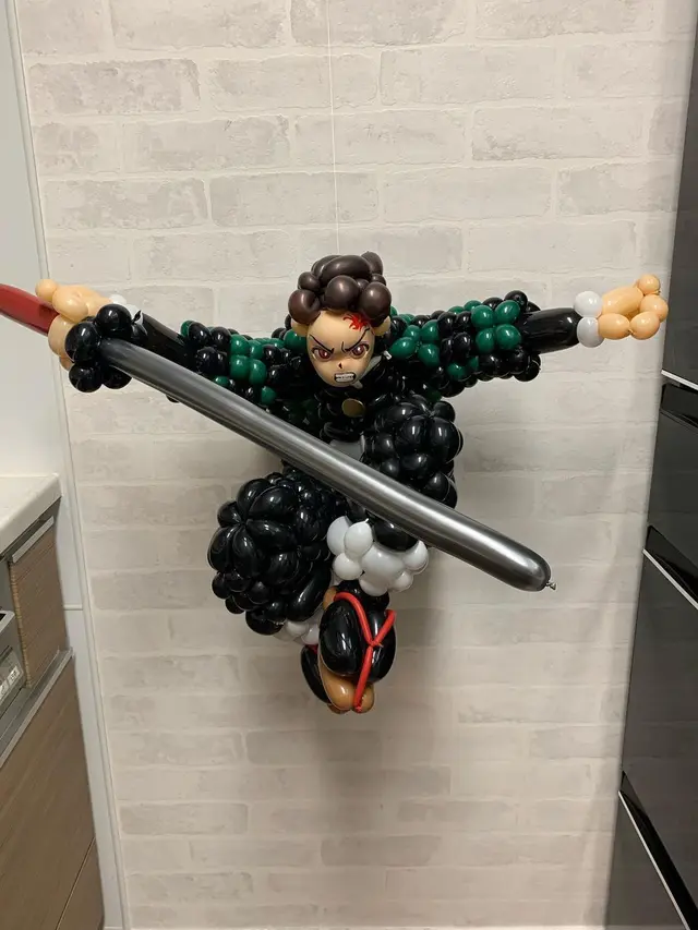 6 Kreasi Seni Balon Karakter Anime Demon Slayer, Unik Banget