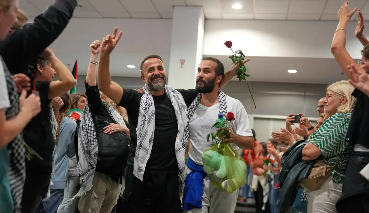 Sebelumnya, Kementerian Luar Negeri Israel mendeportasi 171 aktivis ke Yunani dan Slovakia. (AP Photo/Petros Giannakouris)