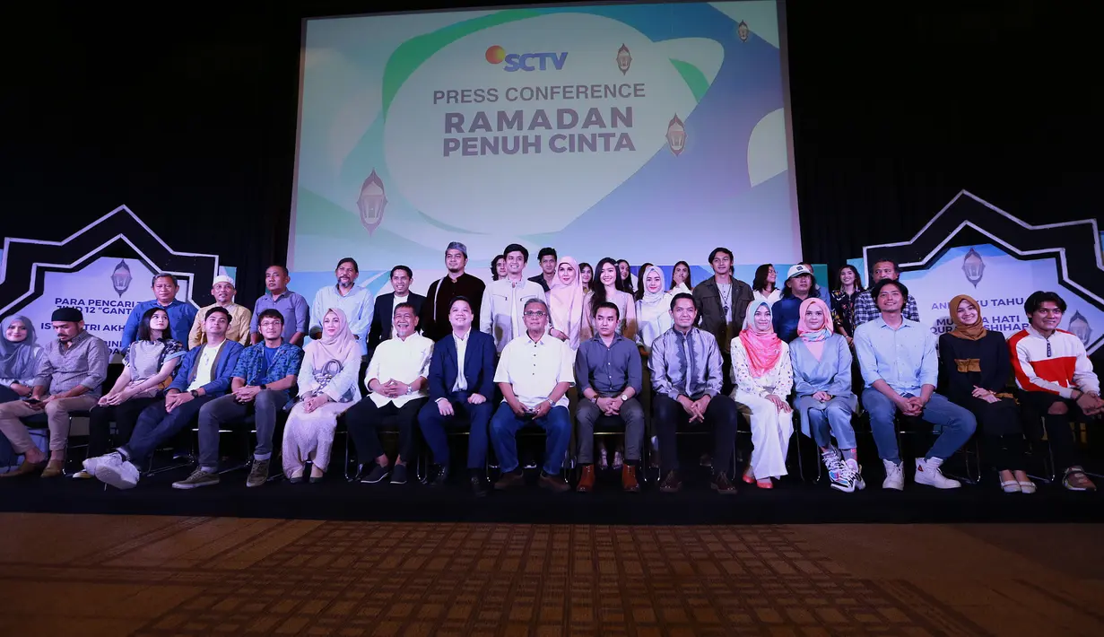 Dude Harlino dan Alyssa Soebandono