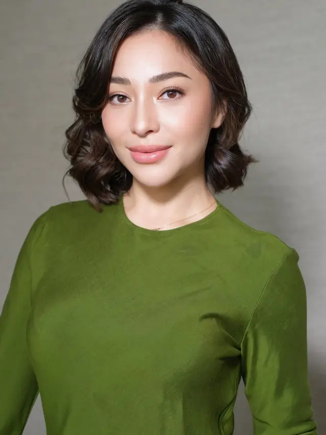 Tampilan Nikita Willy dengan potongan rambut pendek yang lebih fresh. [@nikitawillyofficial94]