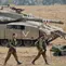 Israel Kerahkan Puluhan Tank ke Perbatasan Gaza