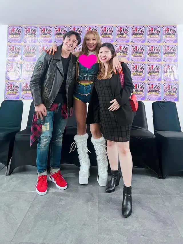 6 Potret Felicya Angelista dan Caesar Hito Bersama Idol K-Pop, Bikin Iri Netizen