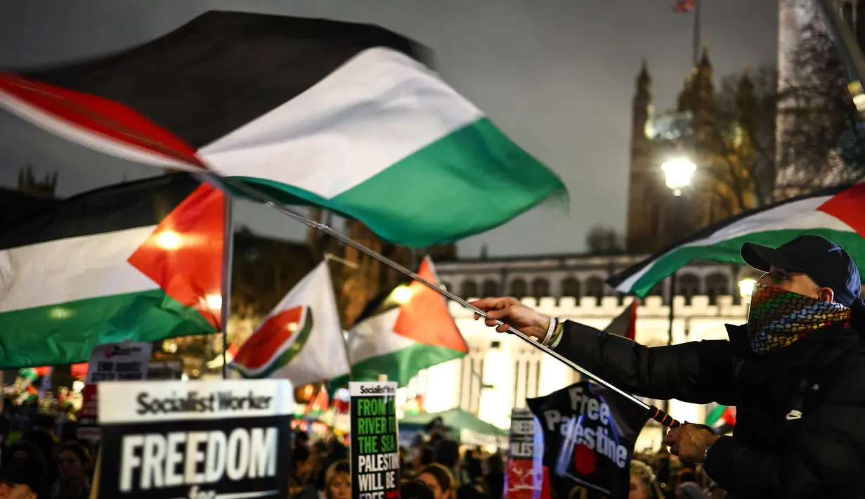Perang antara Israel dan Milisi Hamas masih terjadi hingga kini sejak konflik tersebut meletus pada 7 Oktober 2023 lalu. (HENRY NICHOLLS/AFP)