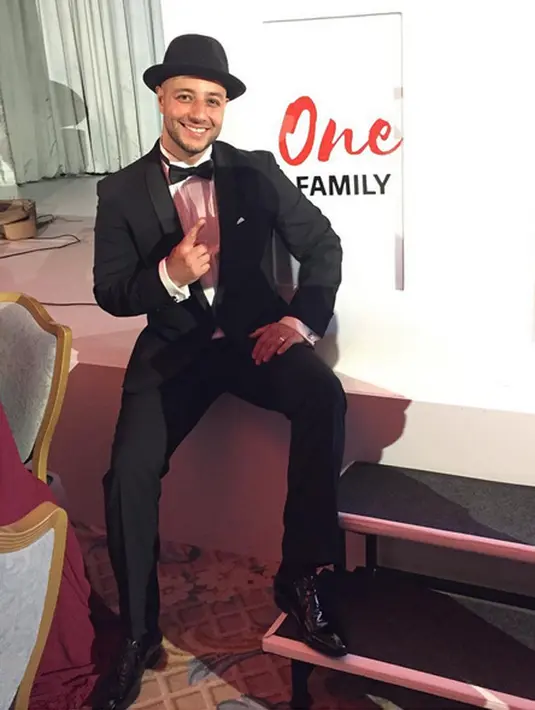 Tidak hanya Lindsay, Maher Zain pun turut hadir dan mengici acara buka bersama yang bertajuk Iftar at The Savoy yang bertempat di London, Inggris, Selasa (14/6/2017) malam waktu setempat.  (Twitter/onefamilyglobal)