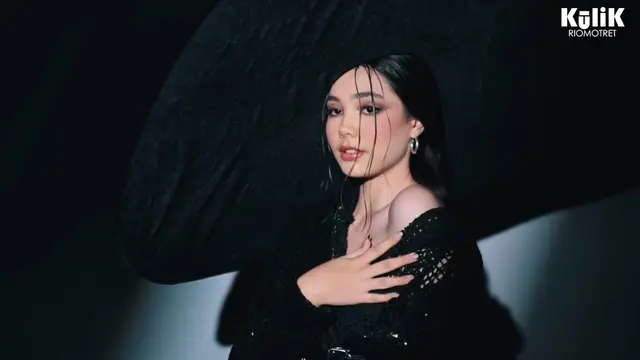 Gaya Pemotretan Terbaru Lea Ciarachel, Tampil Makin Memesona