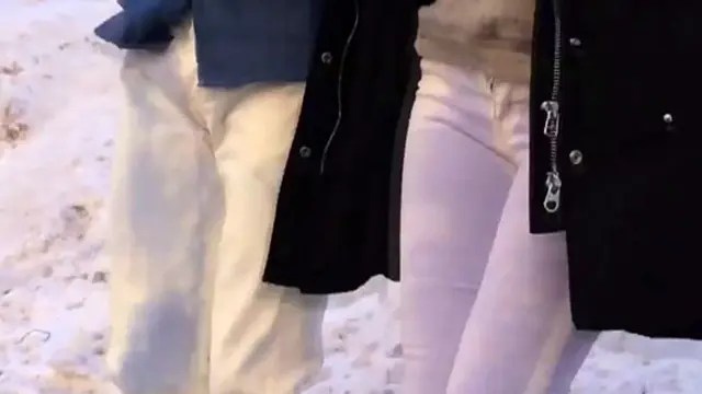 Wow, Celana Jeans Ini Bisa Berubah Warna Sesuai Suhu!