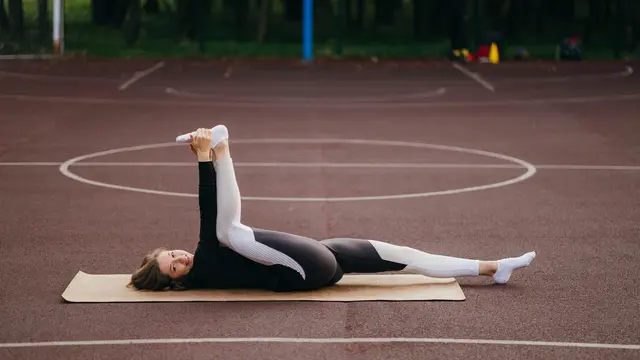 Knee-to-Chest Stretch