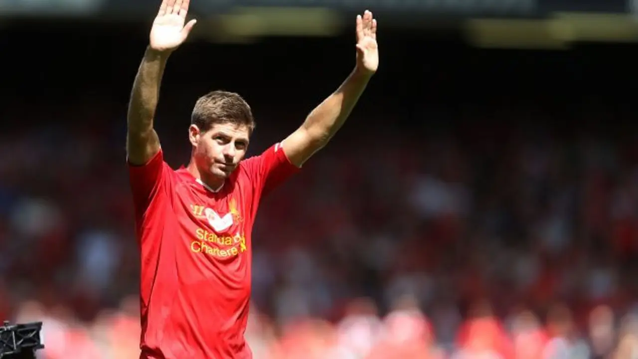 Seleb Indonesia Ucapkan Salam Perpisahan untuk Steven Gerrard