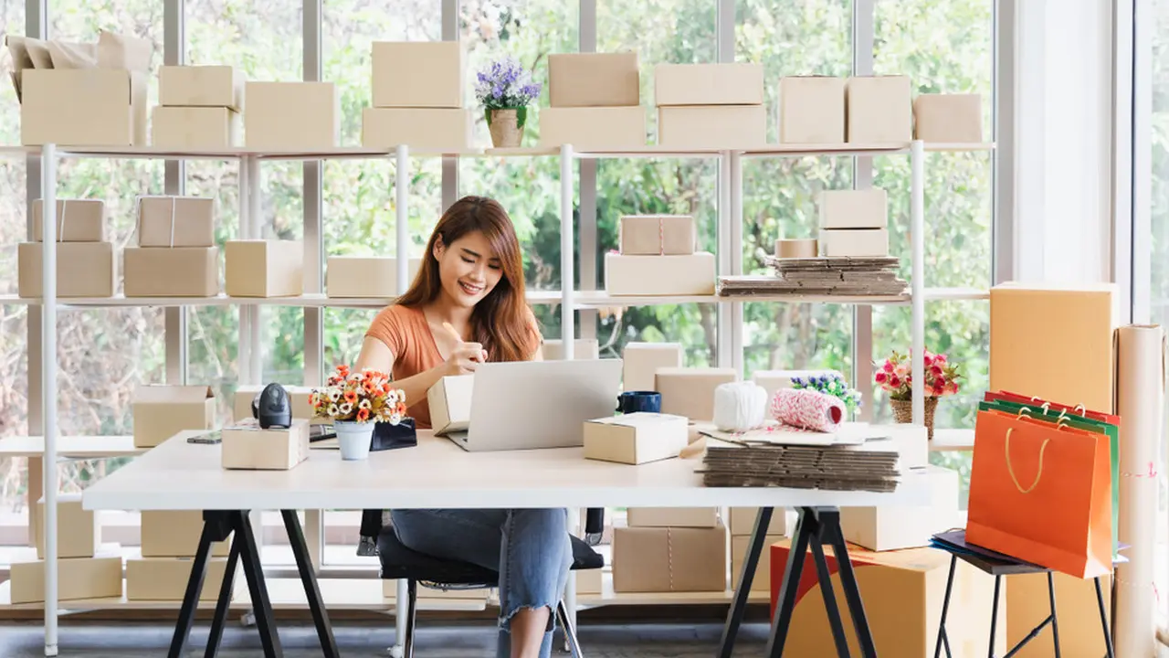 Tips untuk Mempertahankan Bisnis UMKM di Tengah Social Distancing