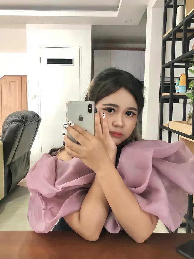 Sempat Viral, Ini 6 Potret Terbaru Wulan Dwitami yang Mirip Brisia Jodie