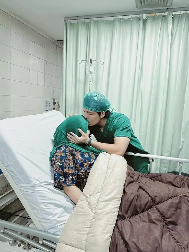 [Fimela] Atta Halilintar dan Aurel Hermansyah