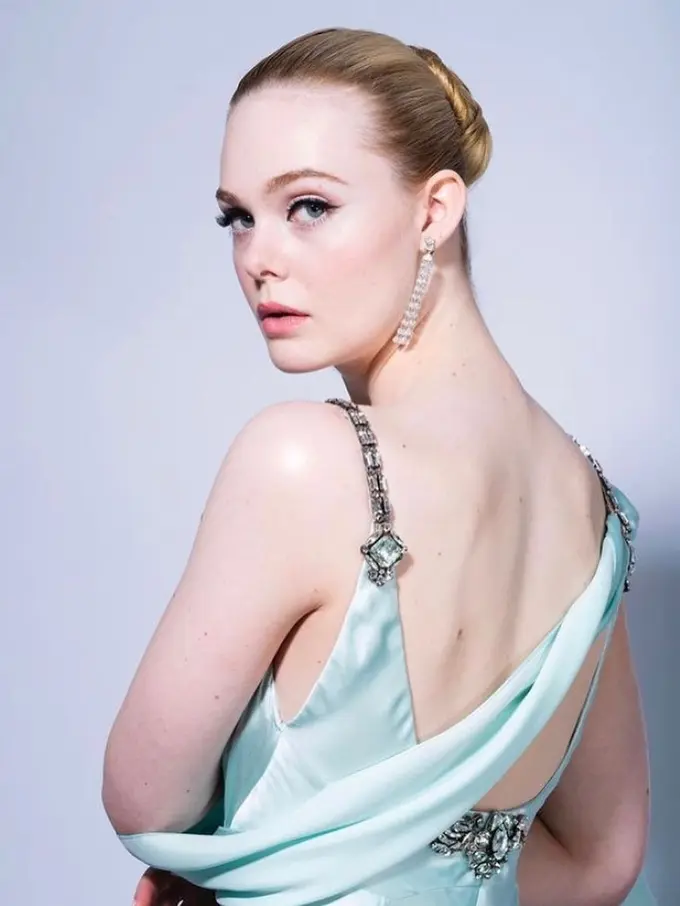 Golden Globes - Elle Fanning