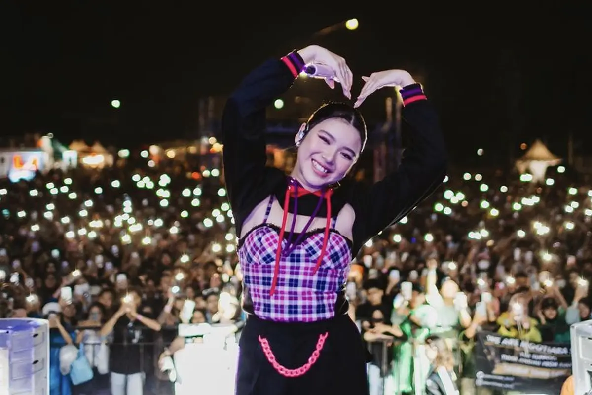 Potret Tiara Andini saat manggung.  (Foto: Dok. Instagram @tiaraandini)