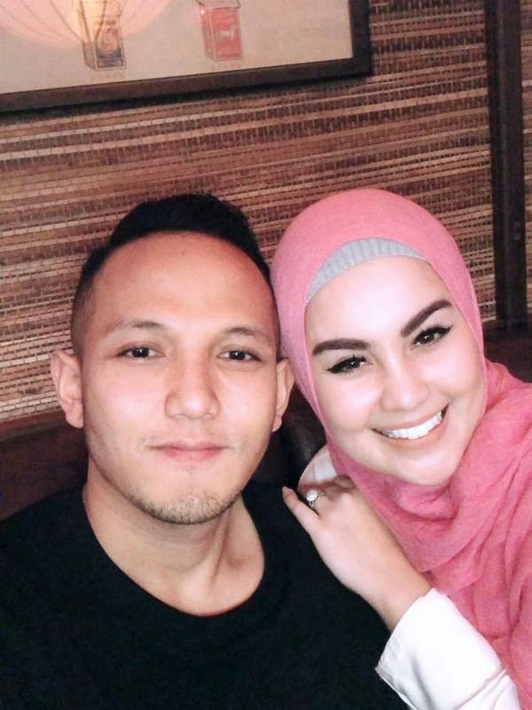 Jennifer Dunn berhijab (Sumber: Instagram/jeje.dunn)