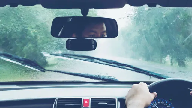 Ilustrasi wiper mobil