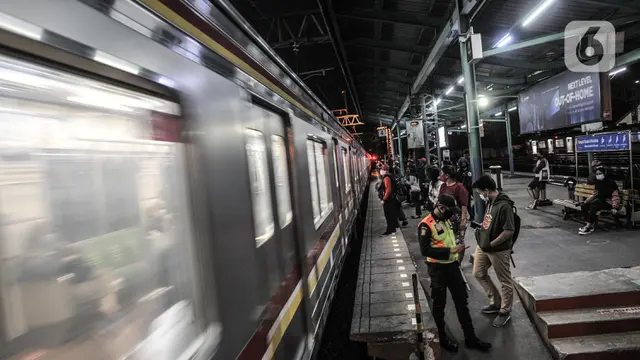 Pembatasan Jam Operasional KRL Selama PSBB Ketat Jakarta