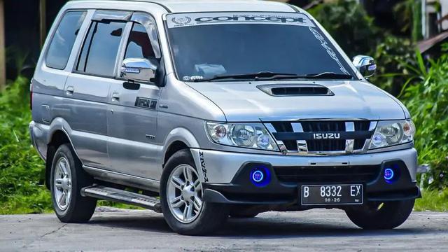 Modifikasi Isuzu Panther (Instagram/@pantherholic)