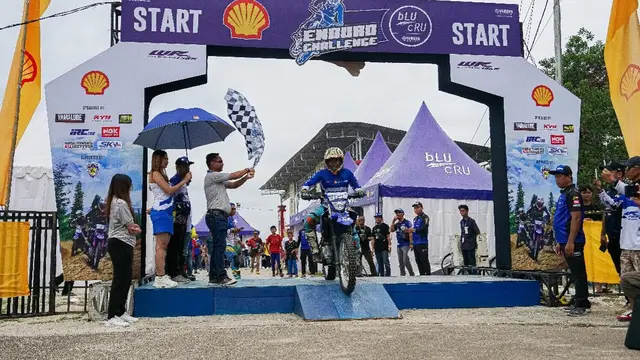 Shell bLu cRu Yamaha Enduro Challenge