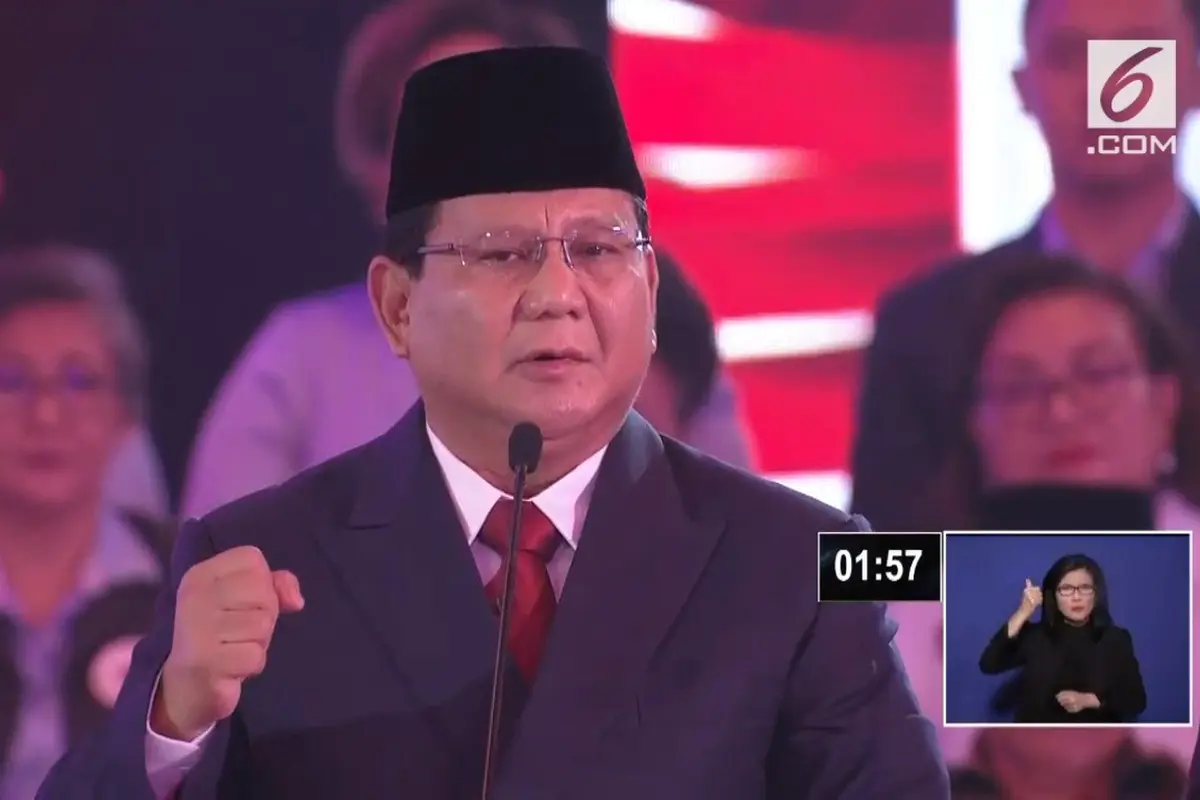 Calon presiden Prabowo Subianto saat debat capres cawapres 2019