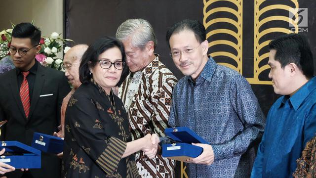 Sri Mulyani Beri Penghargaan 31 Wajib Pajak