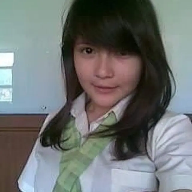 7 Potret Lawas Voke Victoria, Kekasih Kriss Hatta Ini Punya Paras yang Memesona