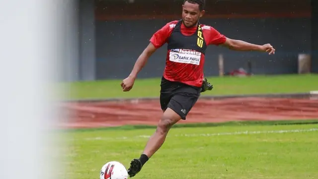 Josse Maniagasi Dicoret Persipura