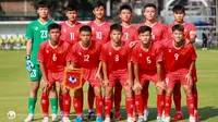 Timnas Vietnam U-16 menang 15-0 atas Timnas Brunei Darussalam U-16. (Bola.com/Dok.Federasi Sepak Bola Vietnam).