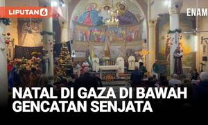 Umat Kristen Palestina di Jalur Gaza merayakan Natal di Gereja Holy Family, Gaza City, untuk pertama kalinya dalam dua tahun di bawah gencatan senjata.
