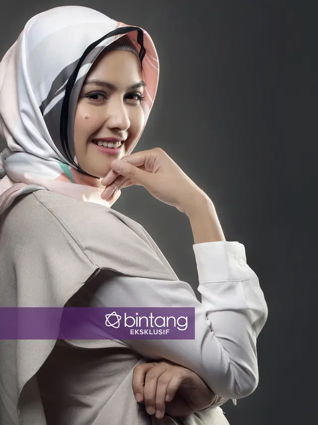 Eksklusif Revalina S Temat