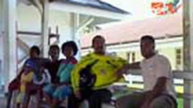Para pegawai Rumah Sakit Umum Daerah Manokwari, Papua Barat, melakukan aksi mogok kerja menuntut uang lauk pauk. Akibatnya, sejumlah pasien yang hendak berobat harus kecewa dan pulang. 