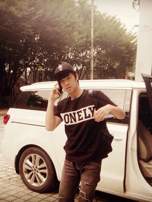 Pengangkatan Jung Yunho menjadi ‘Special Warrior’ ini tentu saja membuat penggemarnya semakin bangga dengan dirinya. Meski hal ini sudah tak mengherankan para penggemarnya, mengingat Jung Yunho memang sosok yang hebat. (Instagram/uknow_official)