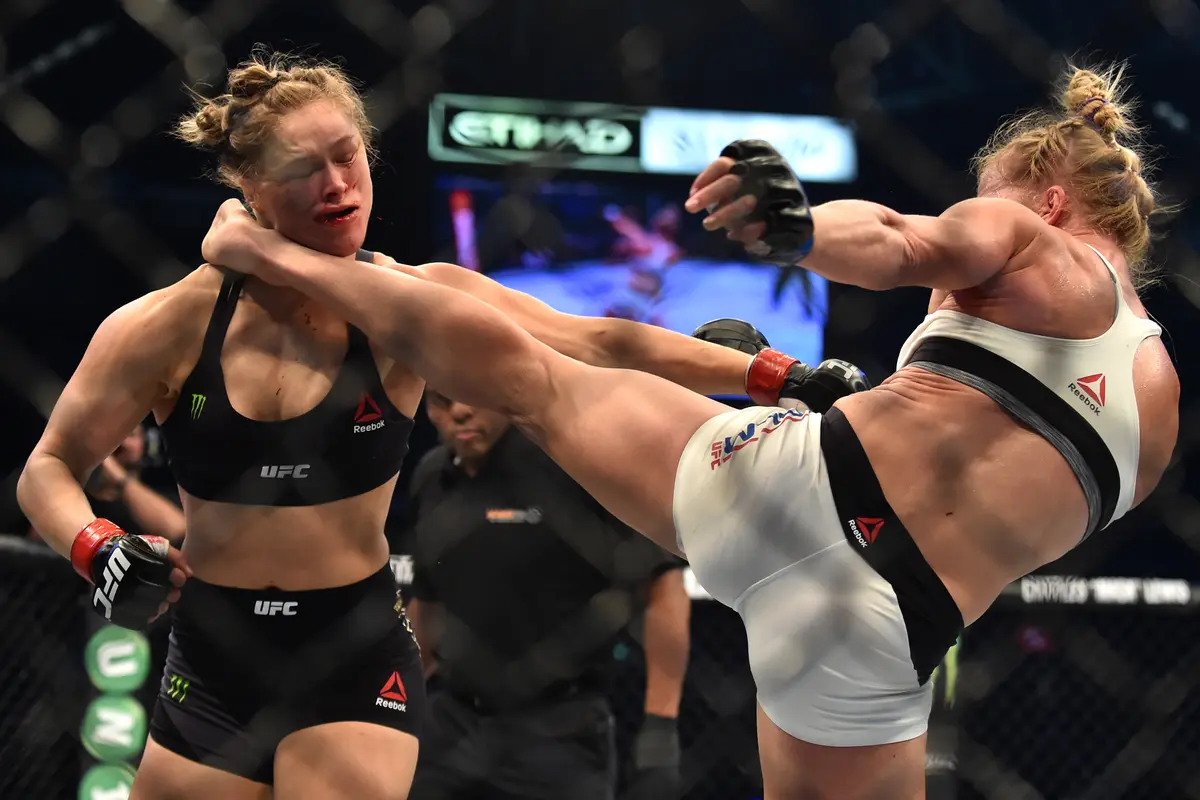 Ronda Rousey versus Holly Holm