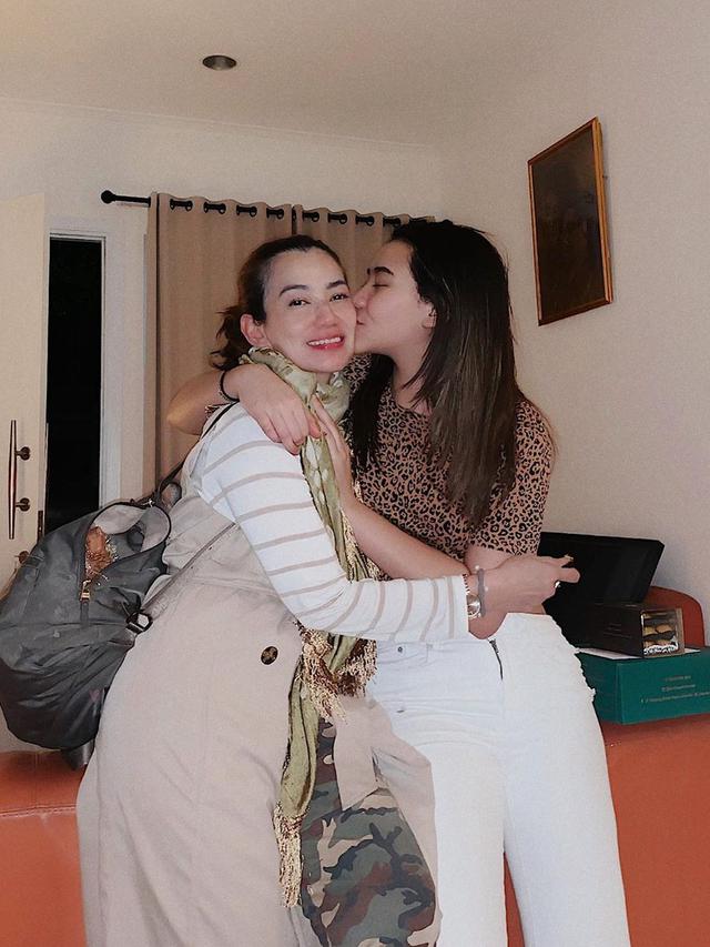 Aaliyah Massaid dan Reza Artamevia. (Foto: Dok. Instagram aaliyah.massaid)