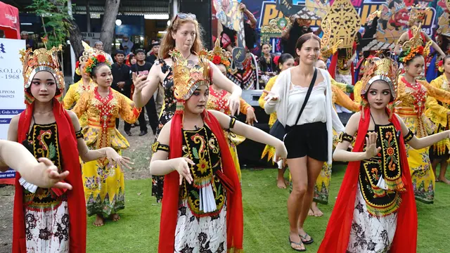 Awali Rangkaian Pertunjukan Tari Kolosal Gandrung Sewu, Pemkab Banyuwangi Gelar Festival Padang Ulanan