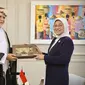 Menaker Ida bertemu Kepala Departemen Hukum Kementerian Luar Negeri Oman, Sulaiman Bin Saud Aljabri di Kantor Kementerian Ketenagakerjaan, Jakarta, Senin (11/9/2023). (Foto: Istimewa)