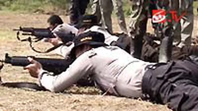 Polisi Tingkatkan Kemahiran Menembak